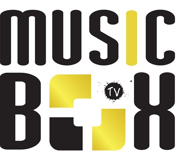 Логотип телеканала musicbox. Телеканал мьюзик бокс. Логотип телеканала musicbox. Russian music box реклама 2013. Рекламный блок russian music box.