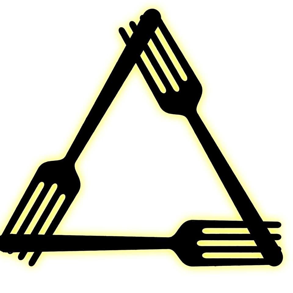 Make by order. Fork ресторан. souse icon. golden fork restaurant logo. people making order.